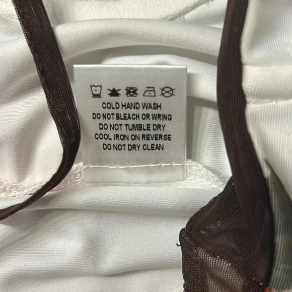 Princess Polly Colton Corset Top, Sz 6, White Floral, Roses, Red, Green, Brown - Picture 13 of 13